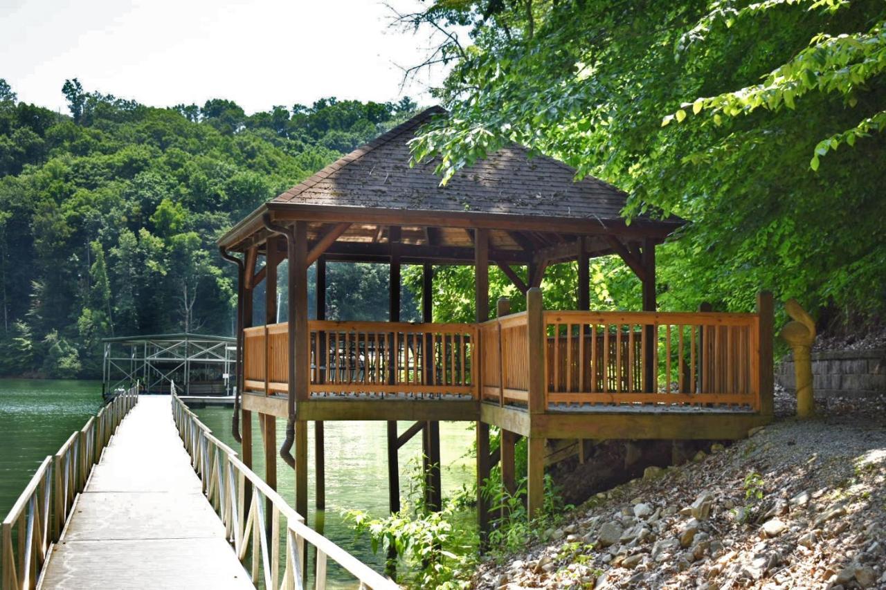 Tree Top Lodge - Gorgeous Lake Cabin With Hot Tub & Magnificent Views Of Forests And Mountains! Cabin Butler Екстер'єр фото