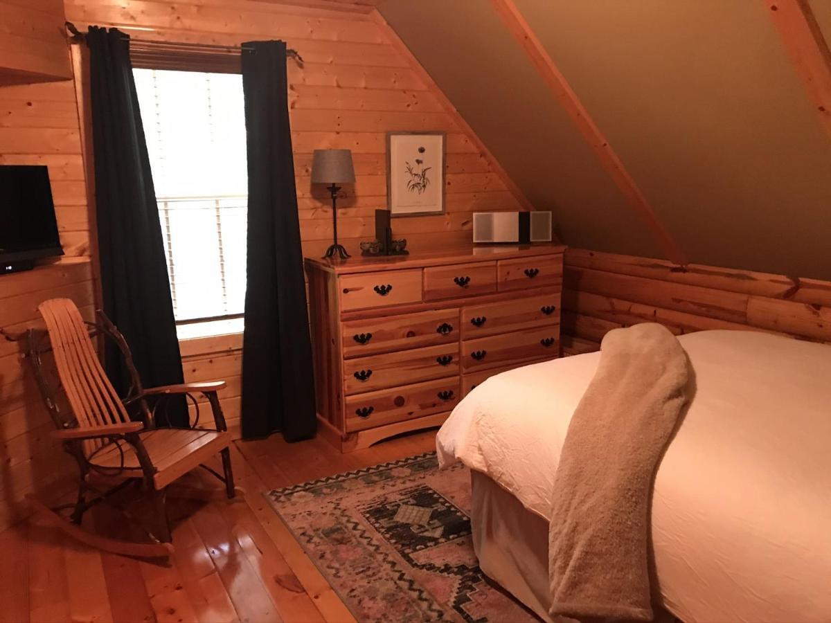 Tree Top Lodge - Gorgeous Lake Cabin With Hot Tub & Magnificent Views Of Forests And Mountains! Cabin Butler Екстер'єр фото