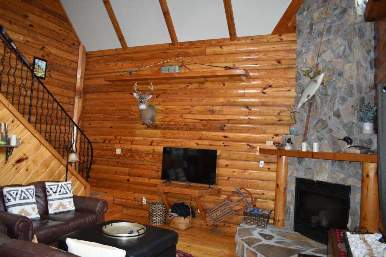 Tree Top Lodge - Gorgeous Lake Cabin With Hot Tub & Magnificent Views Of Forests And Mountains! Cabin Butler Екстер'єр фото