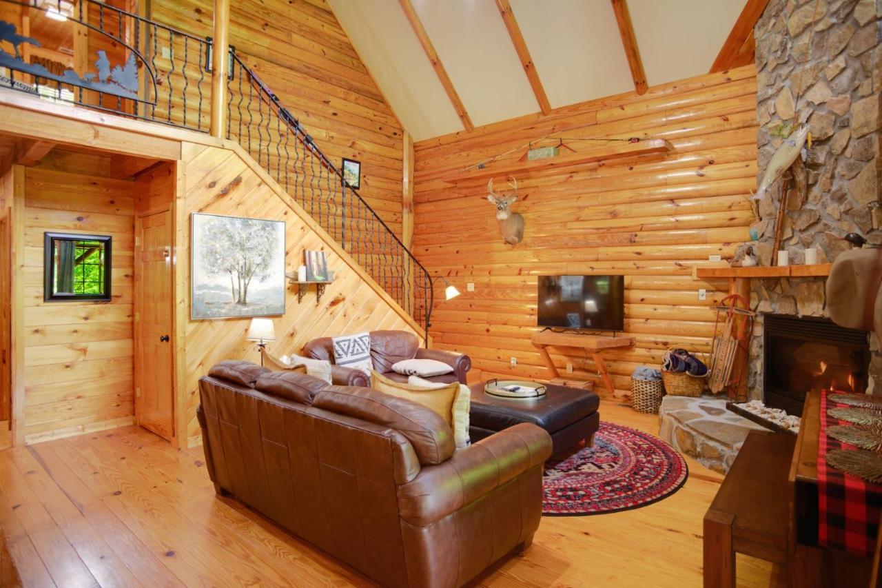 Tree Top Lodge - Gorgeous Lake Cabin With Hot Tub & Magnificent Views Of Forests And Mountains! Cabin Butler Екстер'єр фото