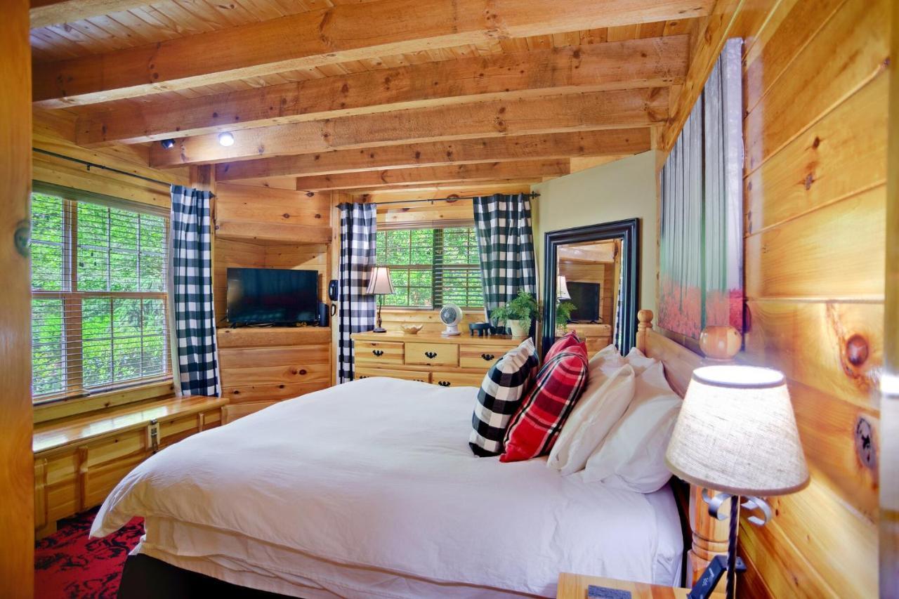 Tree Top Lodge - Gorgeous Lake Cabin With Hot Tub & Magnificent Views Of Forests And Mountains! Cabin Butler Екстер'єр фото