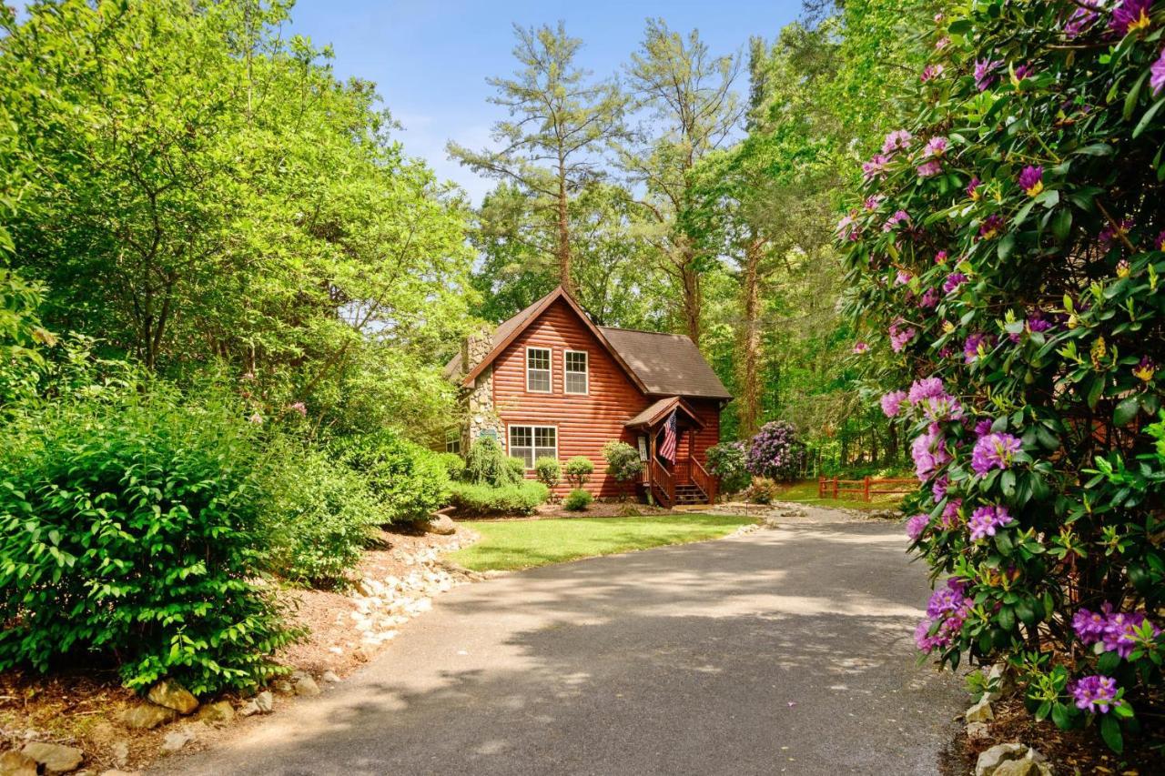 Tree Top Lodge - Gorgeous Lake Cabin With Hot Tub & Magnificent Views Of Forests And Mountains! Cabin Butler Екстер'єр фото