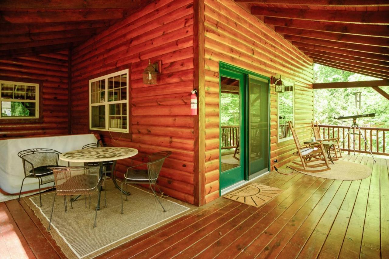 Tree Top Lodge - Gorgeous Lake Cabin With Hot Tub & Magnificent Views Of Forests And Mountains! Cabin Butler Екстер'єр фото