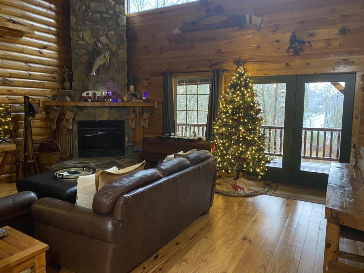 Tree Top Lodge - Gorgeous Lake Cabin With Hot Tub & Magnificent Views Of Forests And Mountains! Cabin Butler Екстер'єр фото